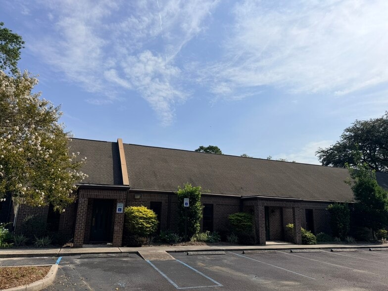 15 Gamecock Ave, Charleston, SC for lease - Building Photo - Image 2 of 7