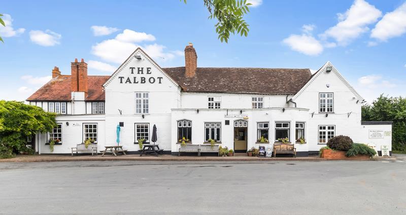 Talbot Inn, Bromyard Rd, Worcester for sale Primary Photo- Image 1 of 9