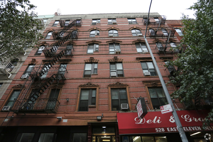 528 E 11th St, New York, NY for lease - Building Photo - Image 3 of 8