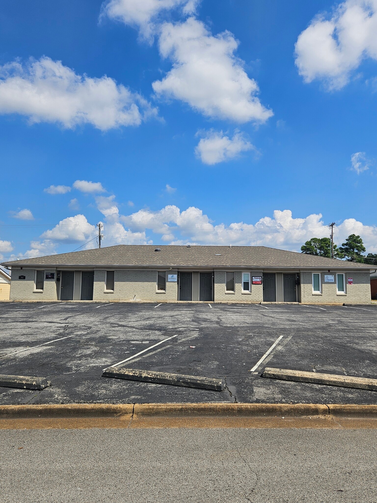 702 Arcadia Cir NW, Huntsville, AL for sale Building Photo- Image 1 of 14