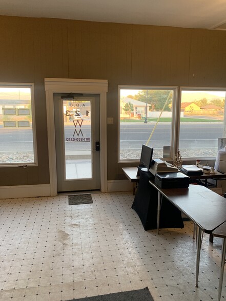 123-125 N Main St, Centerfield, UT for lease - Building Photo - Image 2 of 6