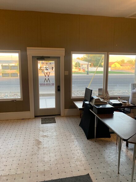 123 N Main St, Centerfield, UT à louer - Photo du bâtiment - Image 3 de 6