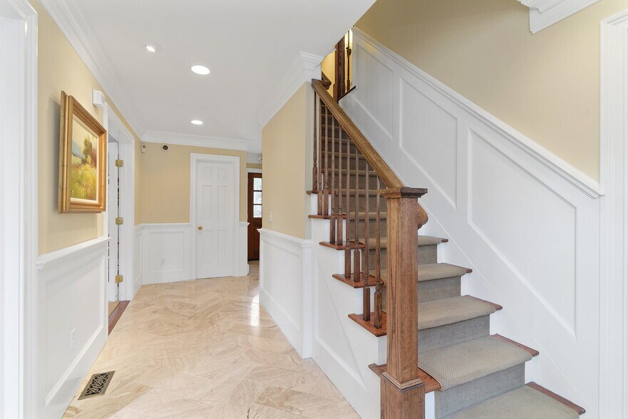 300 W Main St, Rockaway, NJ à vendre - Photo du bâtiment - Image 2 de 4