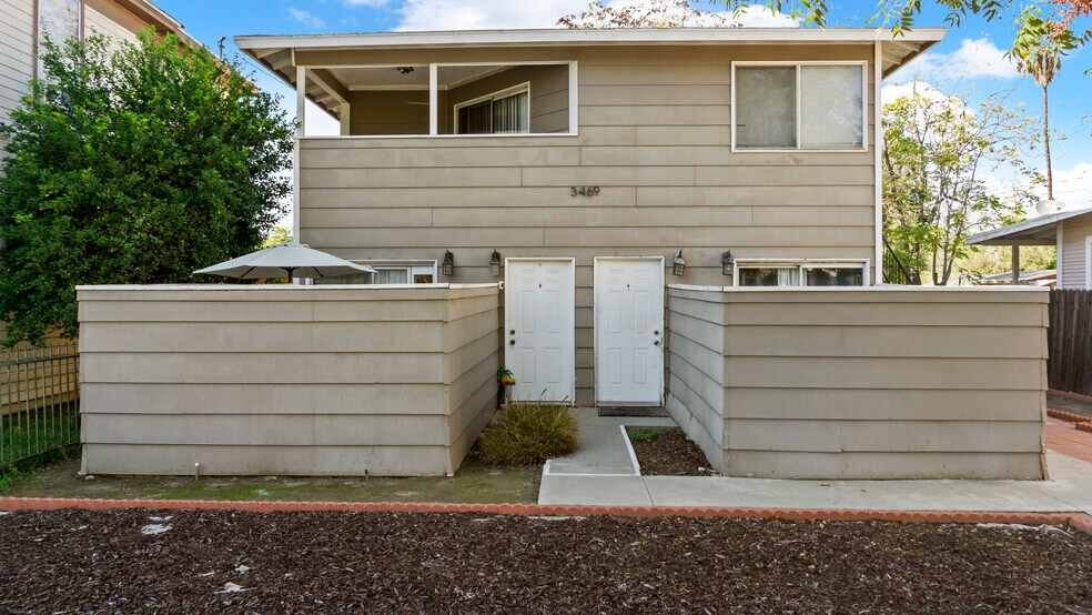 3469 Lime St, Riverside, CA à vendre - Photo du bâtiment - Image 2 de 10