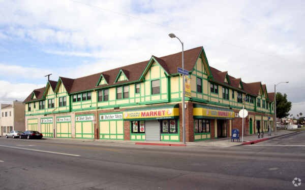 4369-4375 S Van Ness Ave, Los Angeles, CA à louer - Photo du bâtiment - Image 2 de 9