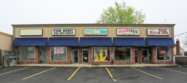 More details for 2694-2698 Merrick Rd, Bellmore, NY - Retail for Sale