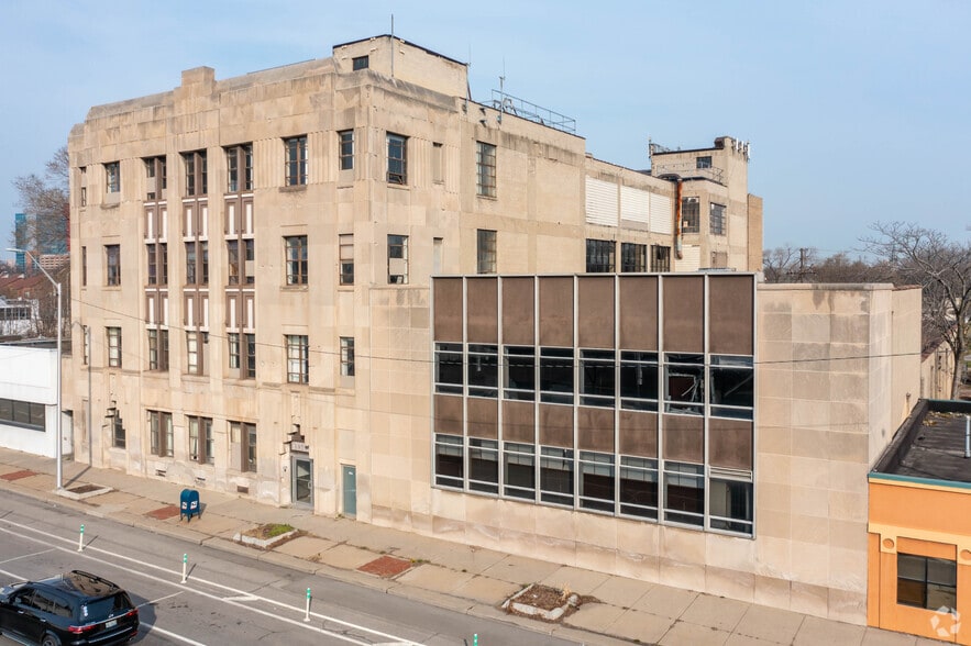 1959 E Jefferson Ave, Detroit, MI for sale - Building Photo - Image 2 of 11