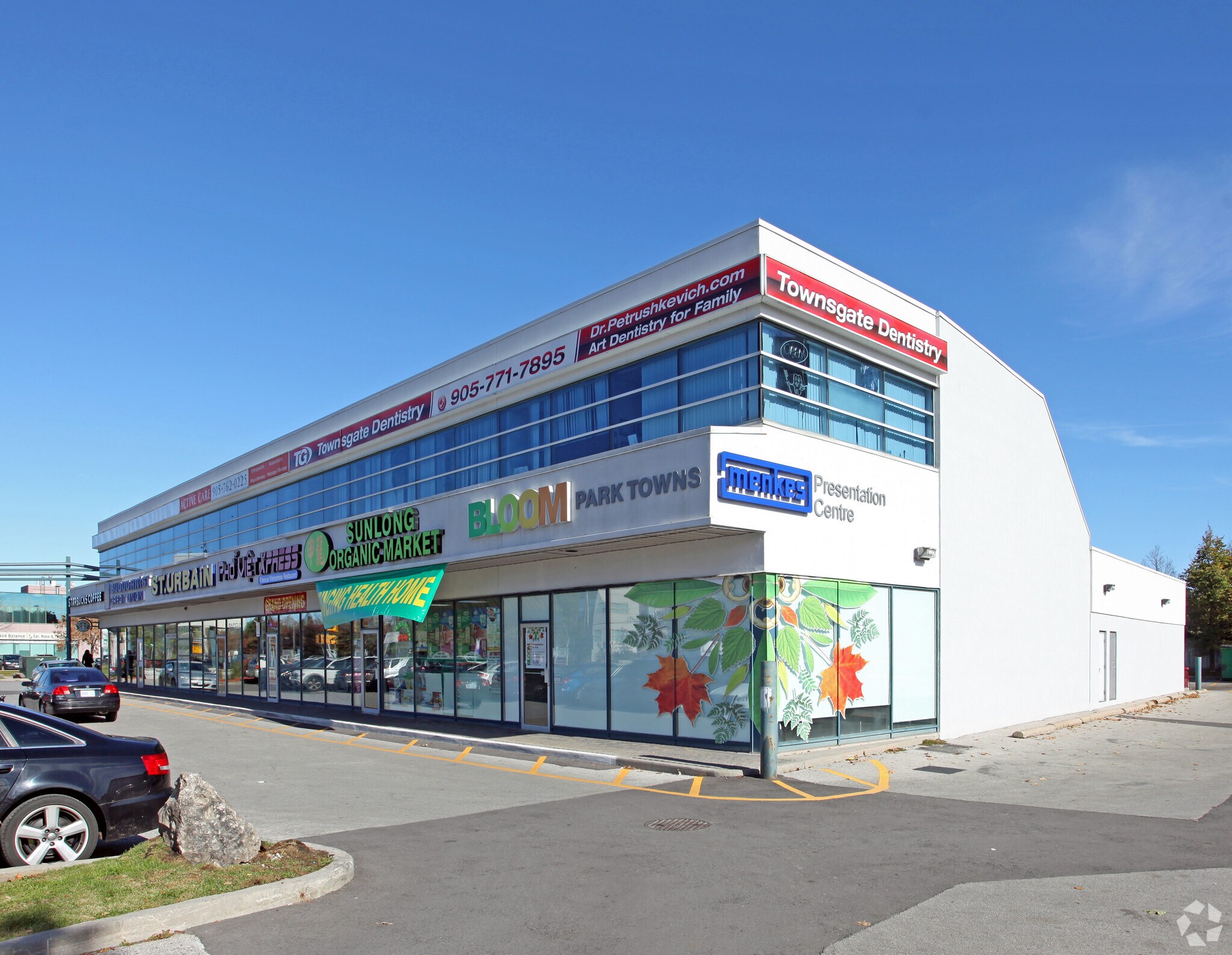 7077 Bathurst St, Vaughan, ON à vendre Photo principale- Image 1 de 1