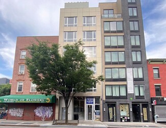 More details for 975 Manhattan Ave, Brooklyn, NY - Retail for Sale