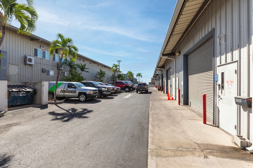 73-5568 Maiau St, Kailua Kona, HI à vendre - Photo du bâtiment - Image 2 de 9