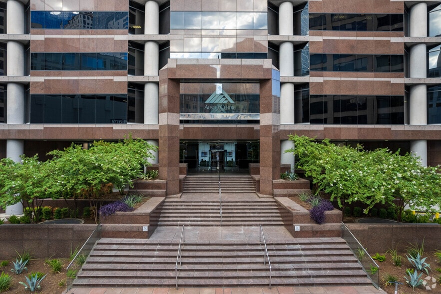 701 Brazos St, Austin, TX for lease - Building Photo - Image 3 of 50