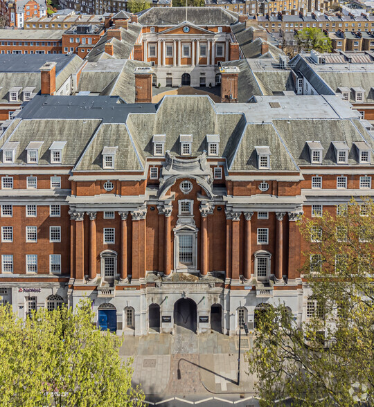 Tavistock Sq, London à louer - Photo du b timent - Image 2 de 15