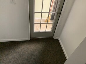 809 Professional Pl W, Chesapeake, VA for lease Interior Photo- Image 2 of 5