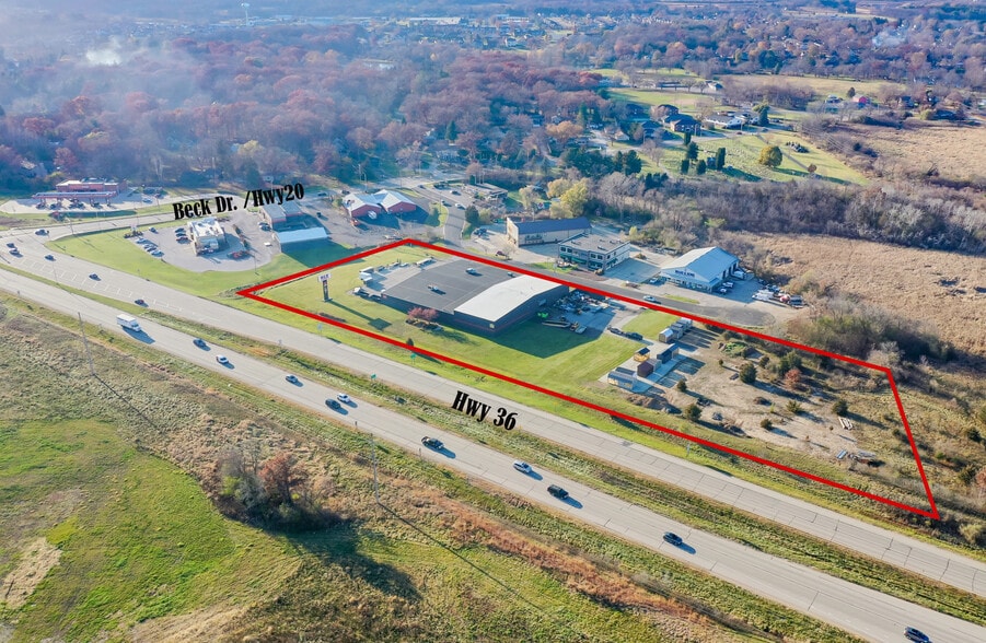 29131 Evergreen Dr, Waterford, WI à vendre - Photo du bâtiment - Image 3 de 18