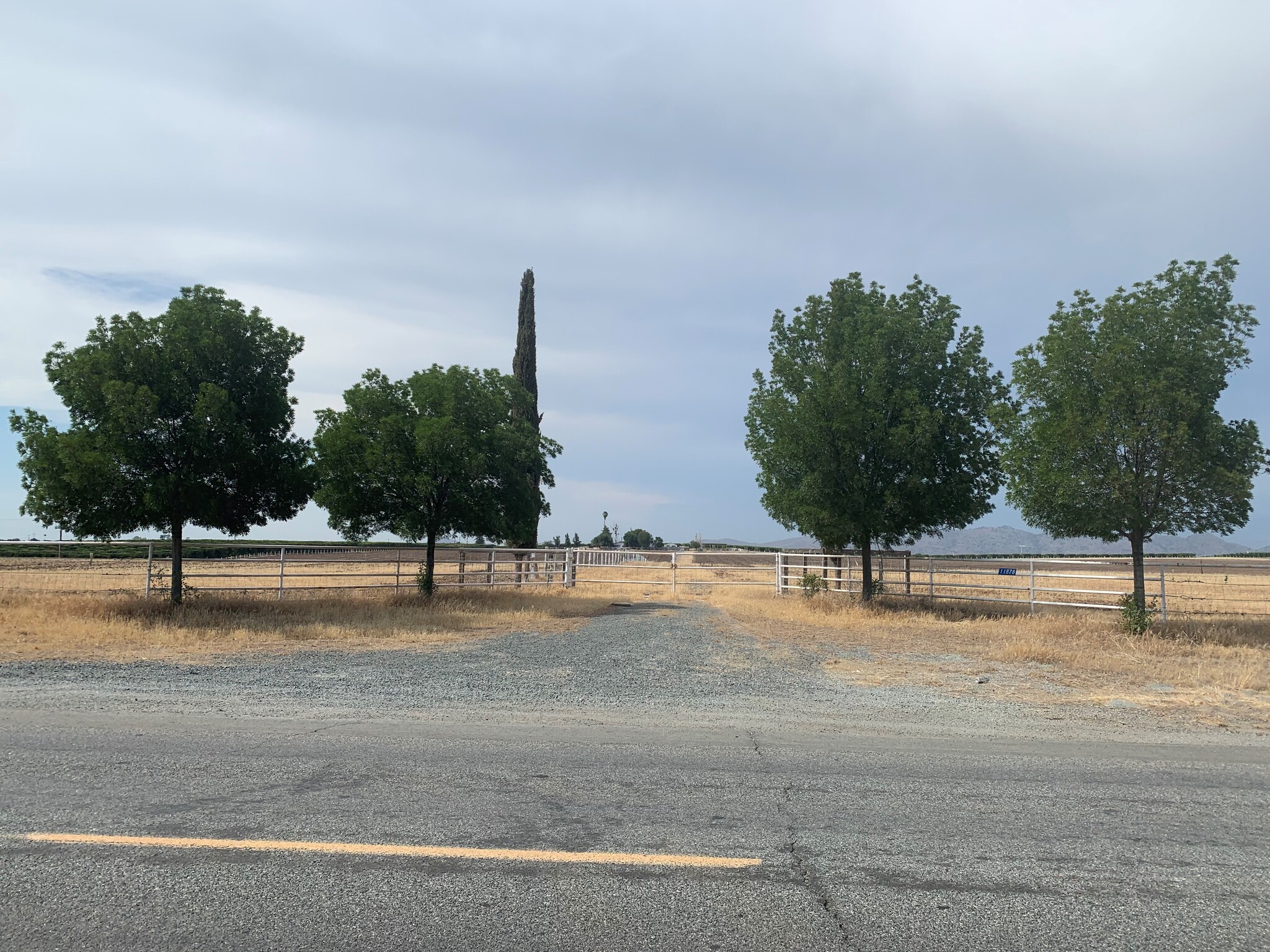 Avenue 116, Porterville, CA for sale Primary Photo- Image 1 of 6