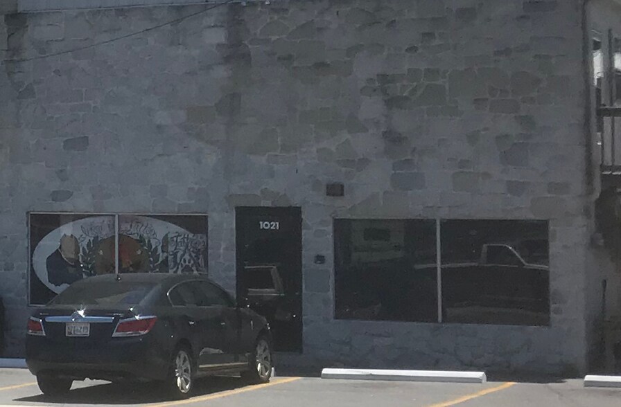 1019-1021 W Washington St, Hagerstown, MD for lease - Building Photo - Image 2 of 5