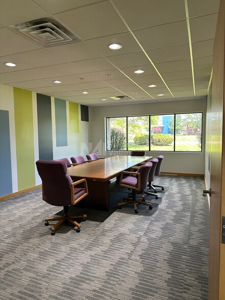 9107 Pleasantwood Ave NW, North Canton, OH for lease - Building Photo - Image 3 of 8