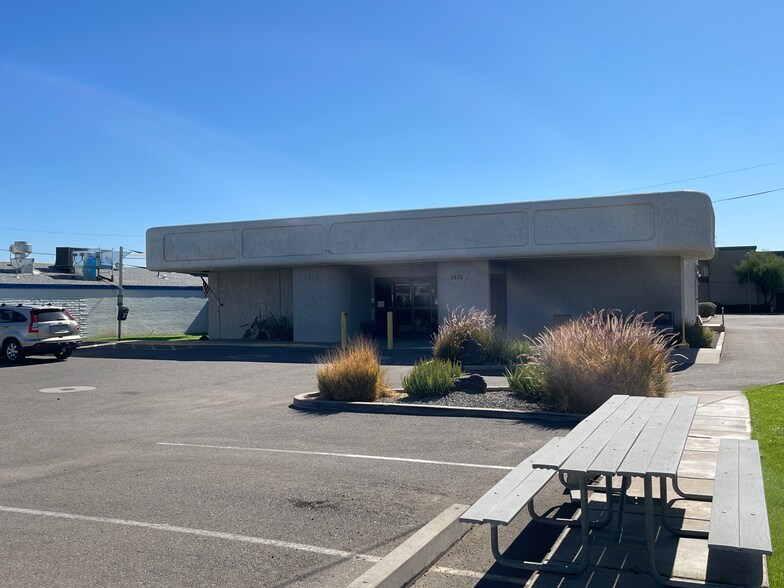 9875 W Peoria Ave, Peoria, AZ à vendre - Photo du bâtiment - Image 2 de 9