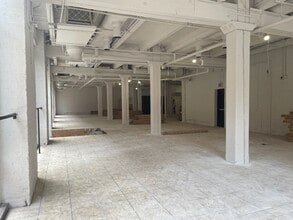 303 W Erie St, Chicago, IL for lease Interior Photo- Image 2 of 5