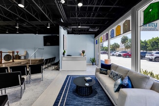 More details for 3331 NE 32nd St, Fort Lauderdale, FL - Retail for Sale