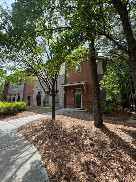 501 Bramson Ct, Mount Pleasant, SC à vendre - Photo du bâtiment - Image 2 de 10