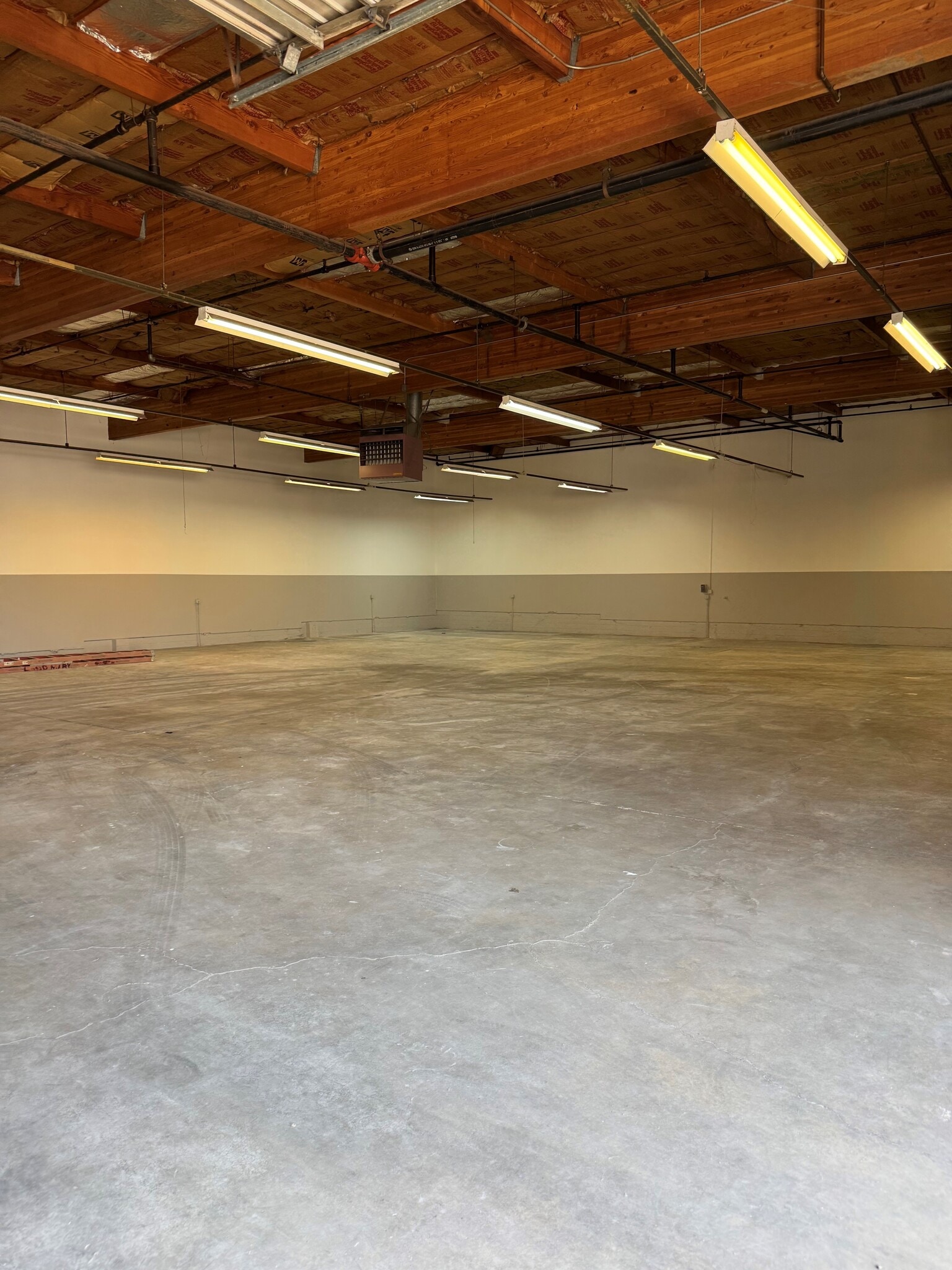 1760-1770 Timothy Dr, San Leandro, CA for lease Interior Photo- Image 1 of 7