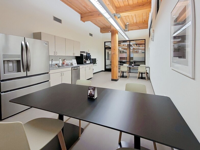 222 N Lafayette St, Shelby, NC for lease - Interior Photo - Image 3 of 10