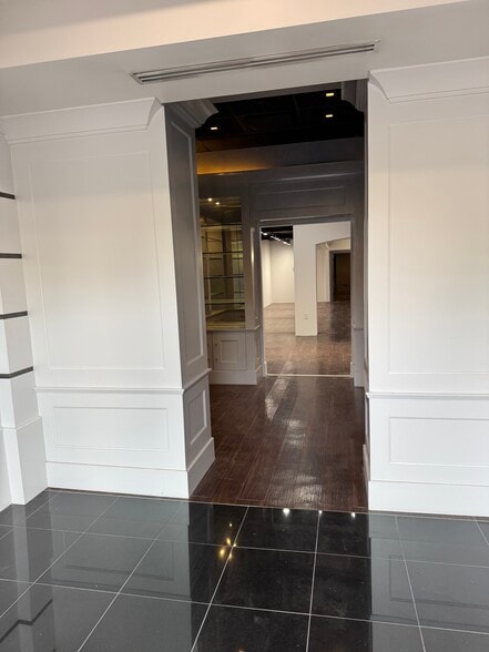 80 Main St, New Canaan, CT for lease - Interior Photo - Image 3 of 22