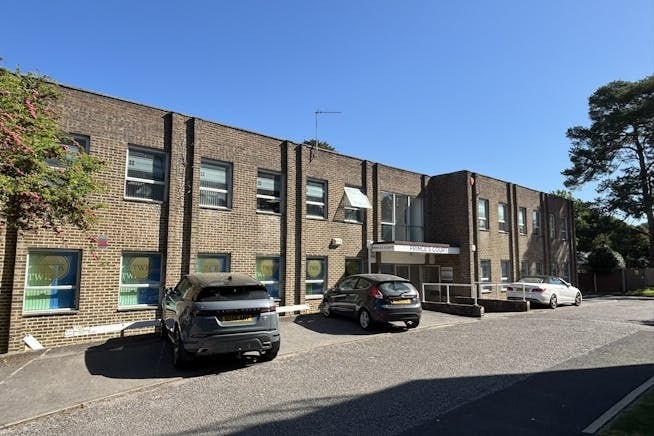 1-6 Princes Rd, Ferndown for lease Building Photo- Image 1 of 3