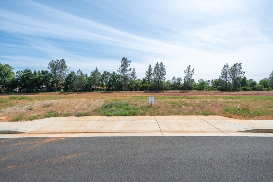Airport Rd, Redding, CA for sale - Building Photo - Image 2 of 4