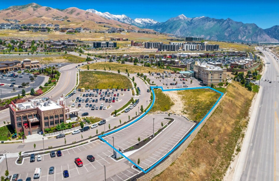 3650 N Outlet Pkwy, Lehi, UT for sale - Building Photo - Image 2 of 3