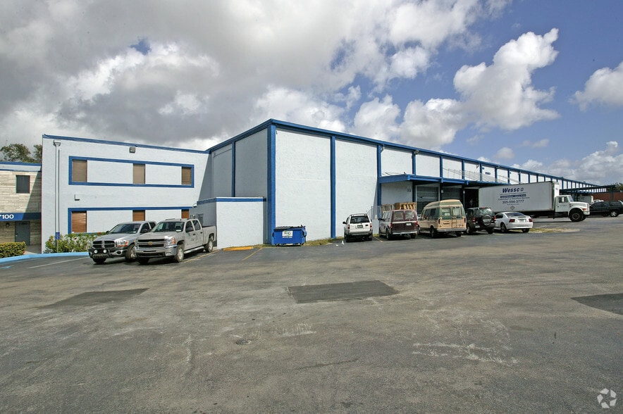 6950-7190 NW 12th St, Miami, FL for lease - Building Photo - Image 3 of 37