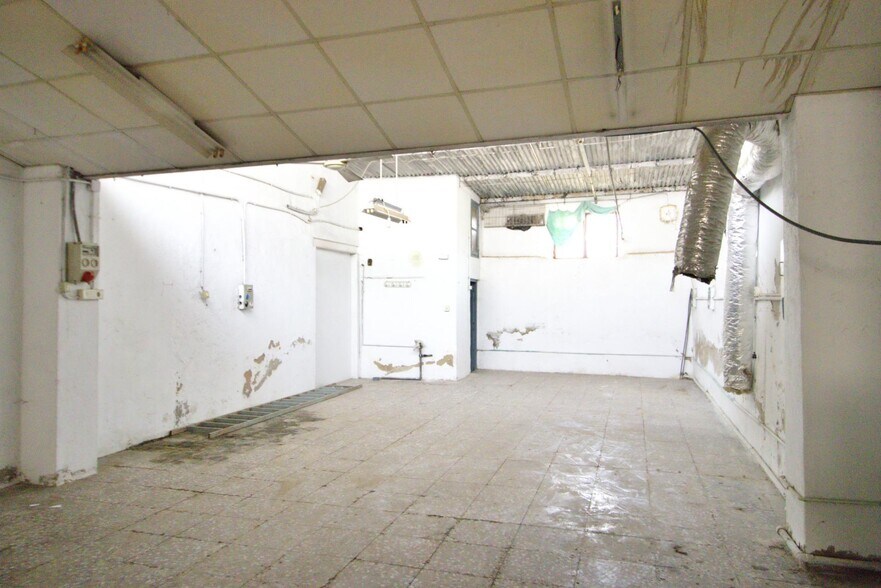 Industrial in Elche for sale - Interior Photo - Image 2 of 12