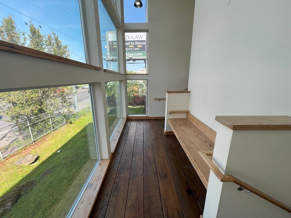 8725 NE Emerson St, Portland, OR à louer Photo du bâtiment- Image 1 de 8