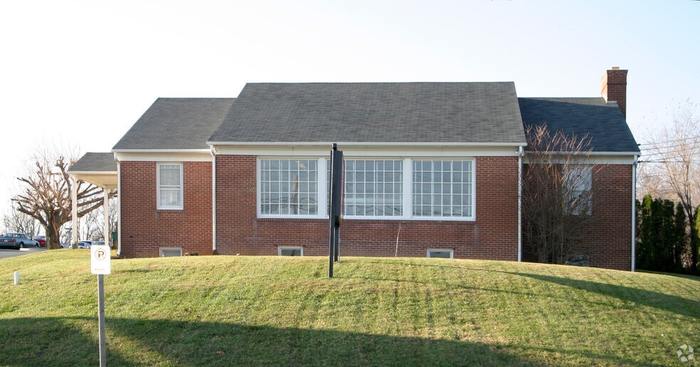 730 Baltimore Pike, Bel Air, MD à louer - Photo du bâtiment - Image 2 de 3