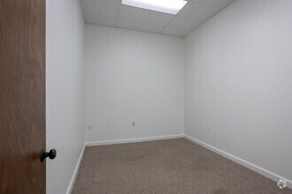 18321 W Lake Houston Pky, Humble, TX à louer Photo intérieure- Image 2 de 3