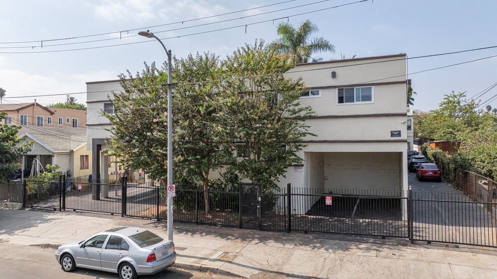 207 N Savannah St, Los Angeles, CA for sale - Building Photo - Image 1 of 1