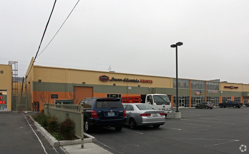 6760-6770 Folsom Blvd, Sacramento, CA à louer - Photo du bâtiment - Image 3 de 6