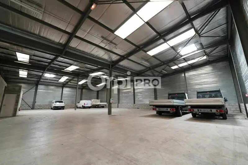 Flex in Charvieu-Chavagneux for sale - Interior Photo - Image 2 of 13