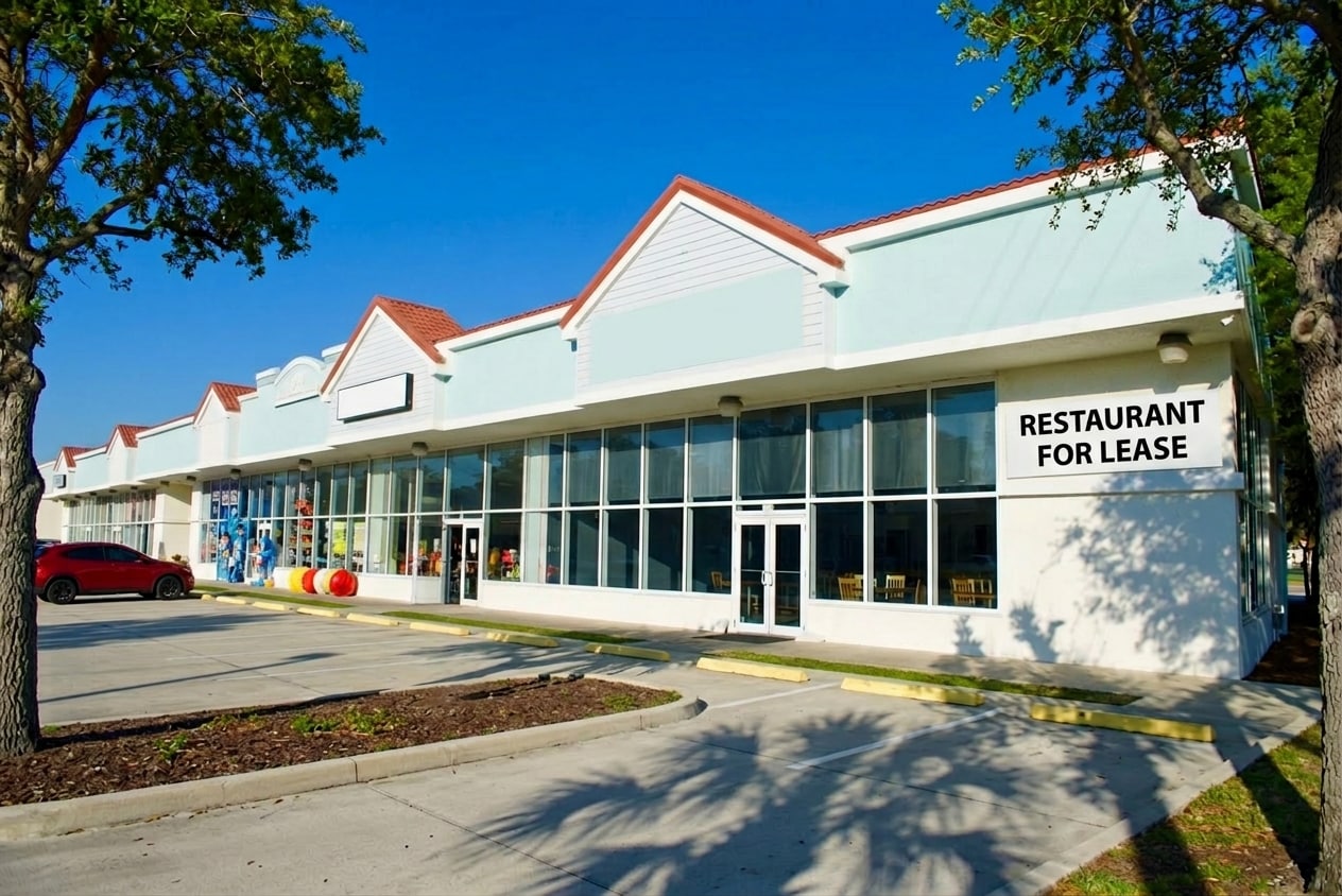 5240 N Atlantic Ave, Cocoa Beach, FL à louer Photo intérieure- Image 1 de 4