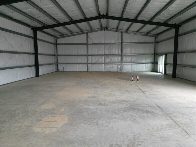20678 Canterbury Ln, Porter, TX for sale - Building Photo - Image 2 of 12