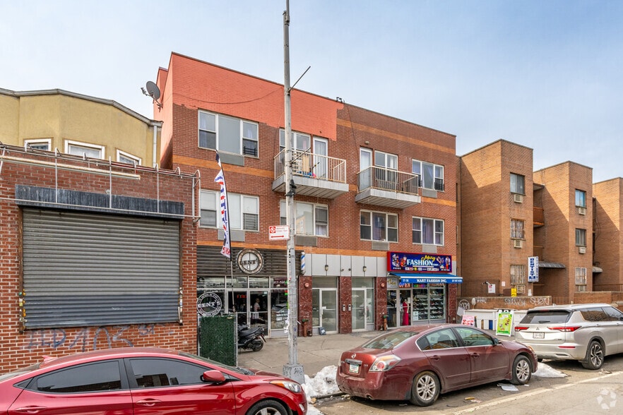 3740 103rd St, Corona, NY for lease - Building Photo - Image 2 of 6