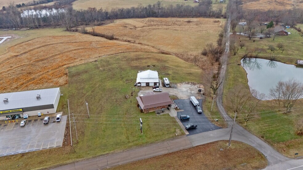 714 N Saint Mary St, Pilot Knob, MO à vendre - Photo du bâtiment - Image 3 de 83