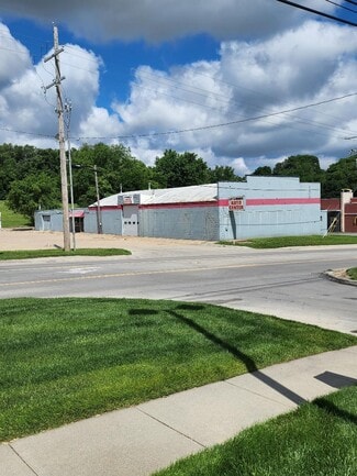 More details for 1530 S 11th St, Nebraska City, NE - Retail for Sale