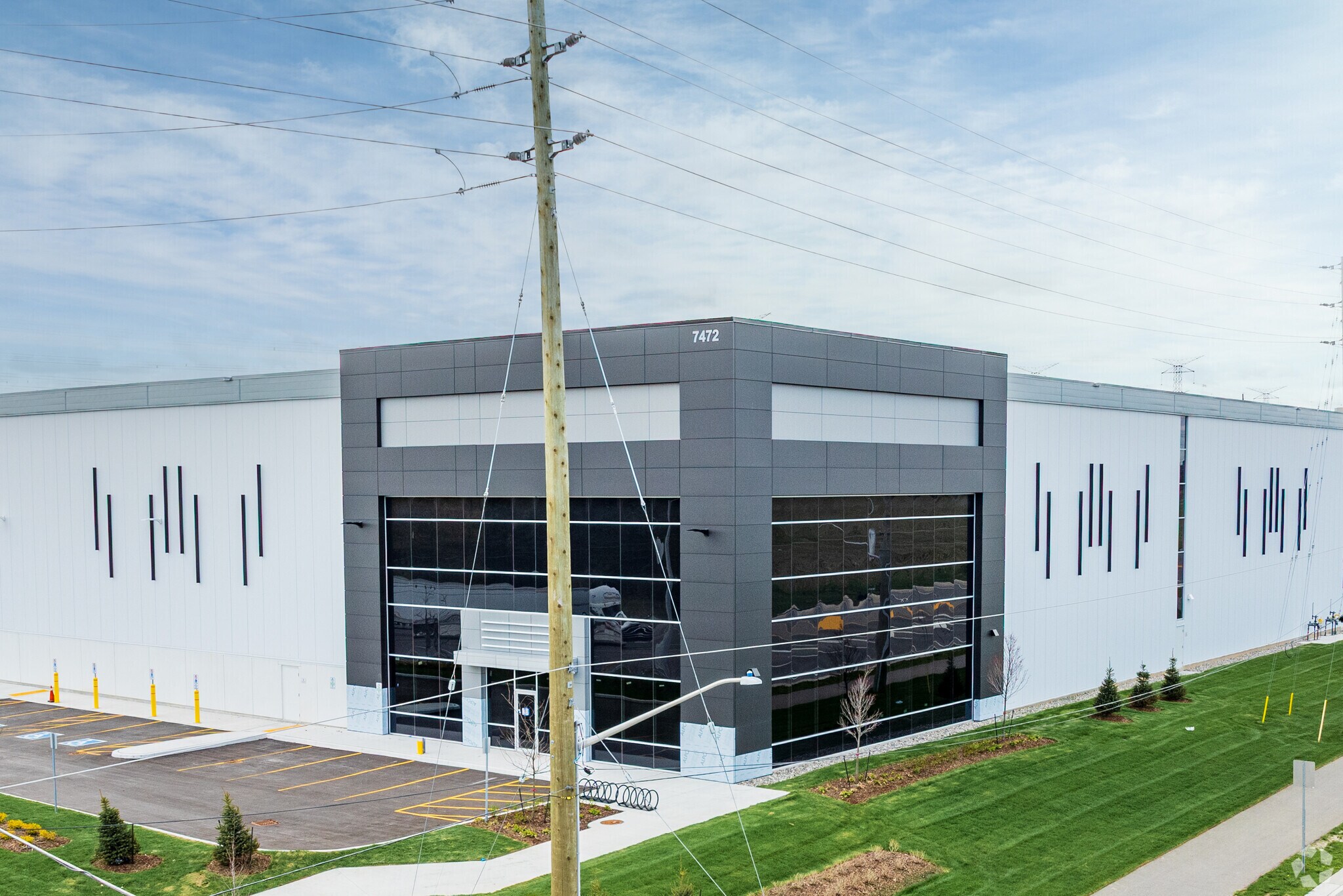 7472 Fifth Line, Milton, ON for lease Primary Photo- Image 1 of 5