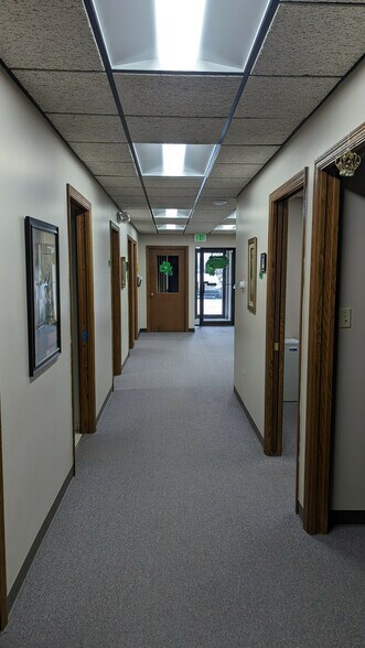 521 E 86th Ave, Merrillville, IN à vendre - Photo intérieure - Image 2 de 5