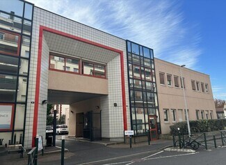 Plus de détails pour 4 Rue De L'Abbe Hazard, Nanterre - Bureau à vendre