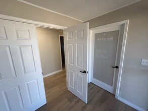 20 Memorial Dr, Dahlonega, GA à louer Photo intérieure- Image 2 de 11