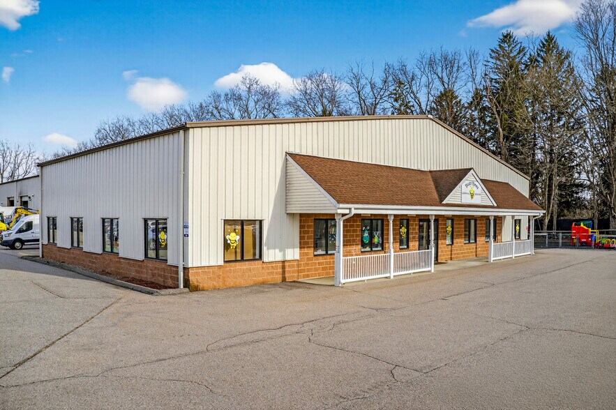 841 Route 32, North Franklin, CT à louer - Photo du bâtiment - Image 2 de 20