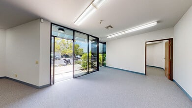 1060 Calle Negocio, San Clemente, CA for lease Interior Photo- Image 2 of 8